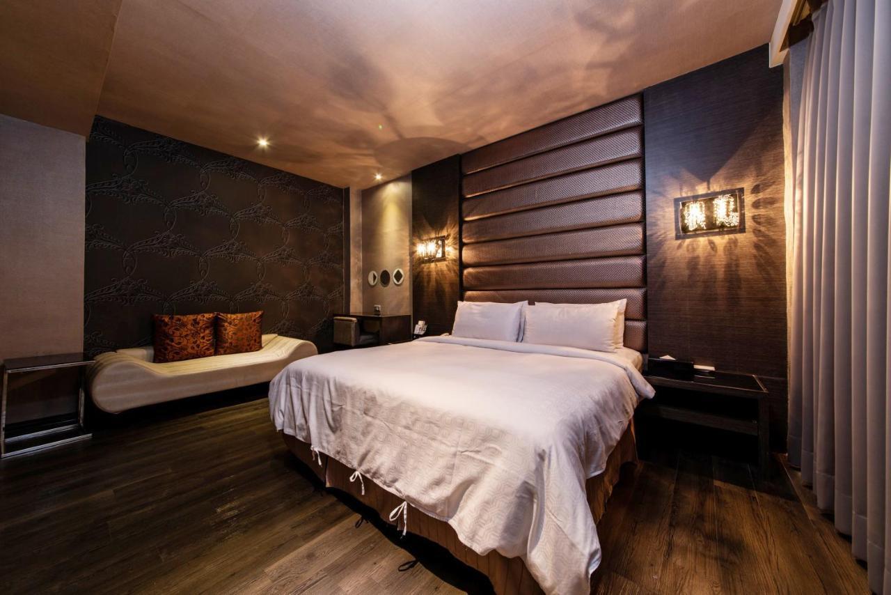The Riverside Hotel Fashion Kaohsiung Esterno foto