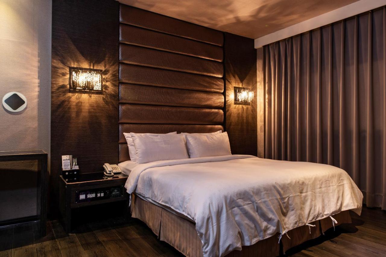 The Riverside Hotel Fashion Kaohsiung Esterno foto