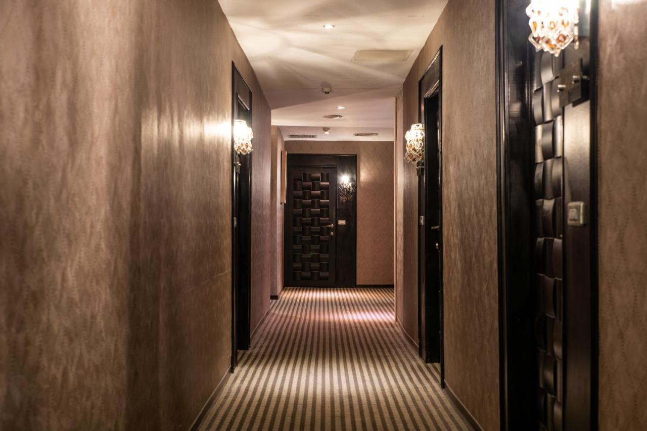 The Riverside Hotel Fashion Kaohsiung Esterno foto