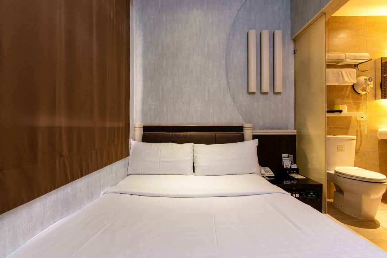 The Riverside Hotel Fashion Kaohsiung Esterno foto